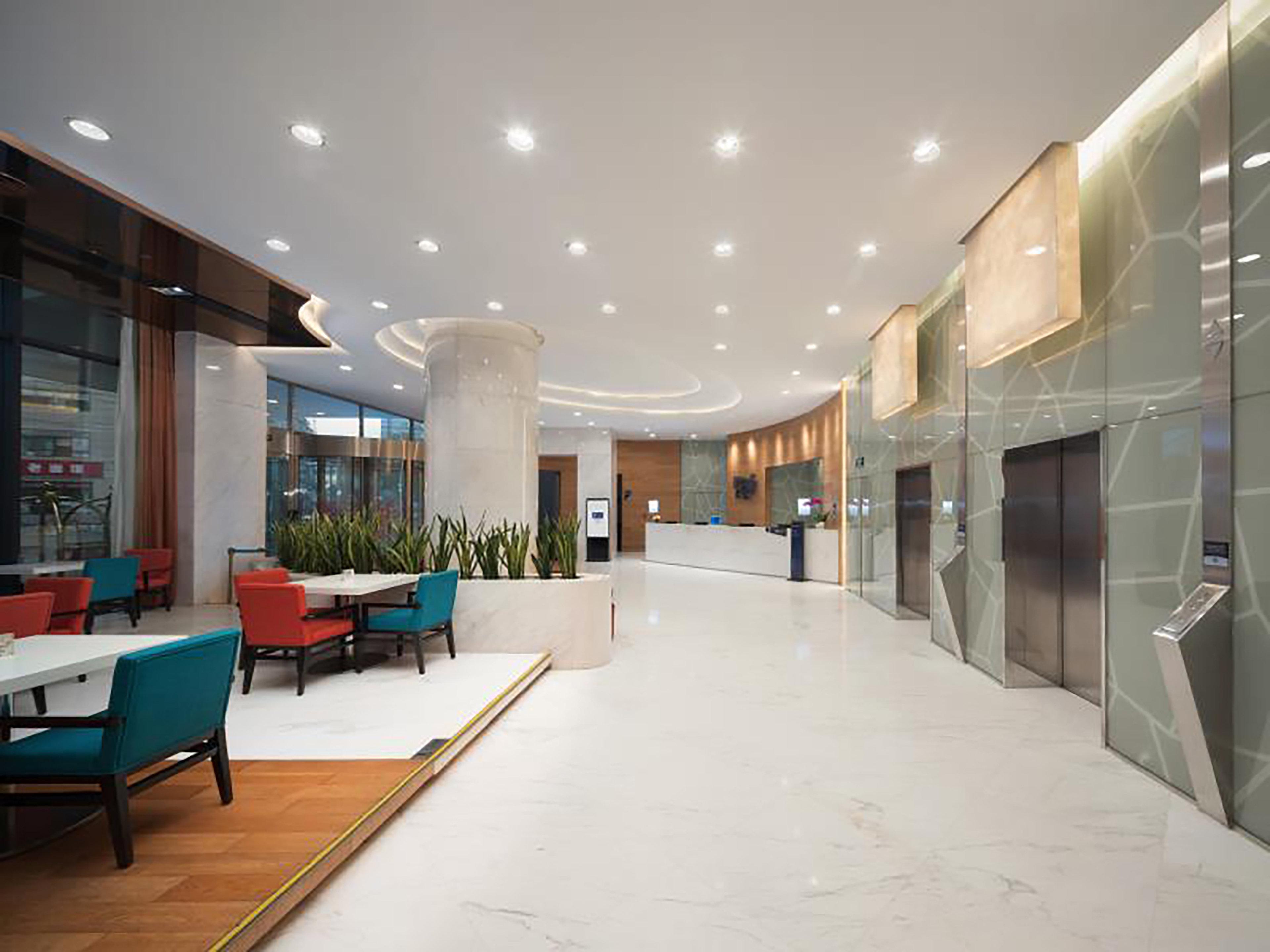 Holiday Inn Express Chengdu Gulou-Tianfu Square Chunxi Road Branch Zewnętrze zdjęcie